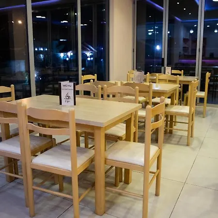 فندق فيكتوريا 3*