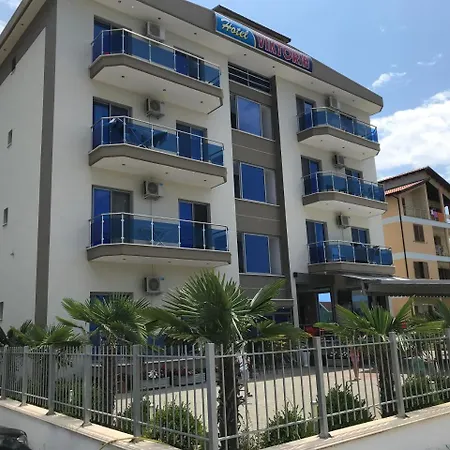 Viktoria 3* Velipojë